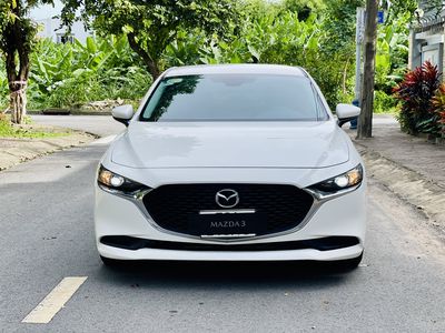 Mazda 3 2022 1.5L Deluxe - 33000 km. Mua bán Ô tô tại Thành phố Quảng Ngãi Quảng Ngãi được đăng bởi Anh Quy