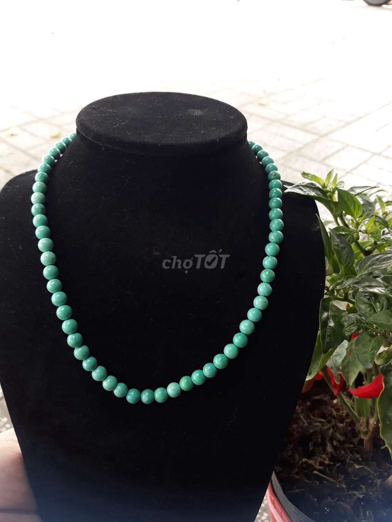 Chuỗi đá Howlite lam