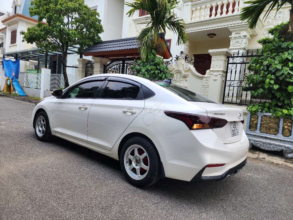 2020 1.4 MT - 12000 km. Mua bán Ô tô tại Quận Nam Từ Liêm Hà Nội được đăng bởi A Quang hình 4