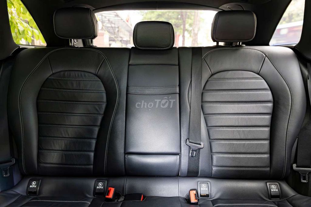 E cần bán mercedes glc300 sx 2018. Mua bán Ô tô tại Quận Đống Đa Hà Nội được đăng bởi NGUYỄN TẢO hình 5