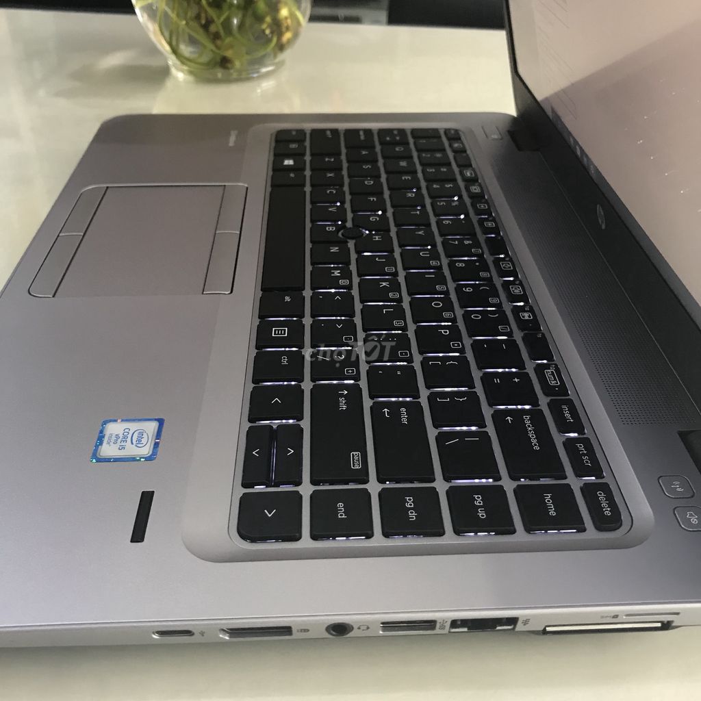 0903128115 - HP Elitebook 840 G3 i5-6300U/ 8gb,/256gb mh 14 FHD