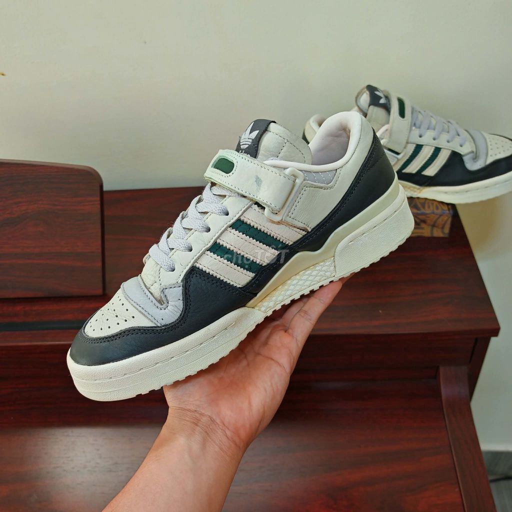 [CHÍNH HÃNG] [Mới 99%] Giày Adidas Forum 84 Low. Mua bán Giày dép tại Quận Hoàn Kiếm Hà Nội được đăng bởi chú CÔNG AN bán giày CHÍNH HÃNG hình 1