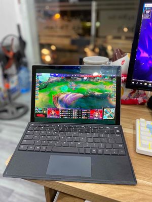Bán lại surface pro 5 i5/8/256 lte pin 100
