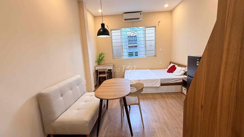 Аренда · 1 комн. · 30 м² · Quận 1, ул. Đường Đinh Tiên Hoàng