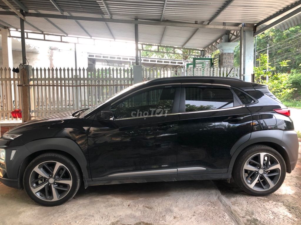 Hyundai Kona 1.6 Turbo Đen. Mua bán Ô tô tại Thành phố Thủ Dầu Một Bình Dương được đăng bởi Dũng hình 4