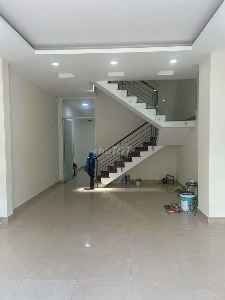 Cho thuê nhà hẻm xe hơi Huỳnh Tấn Phát, 4.5x15m 2 lầu 4PN 3WC