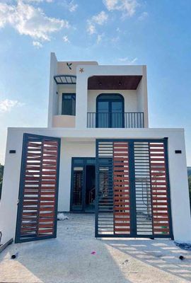 Nhà lầu sổ riêng huong lộ 6 xã thạnh phú
