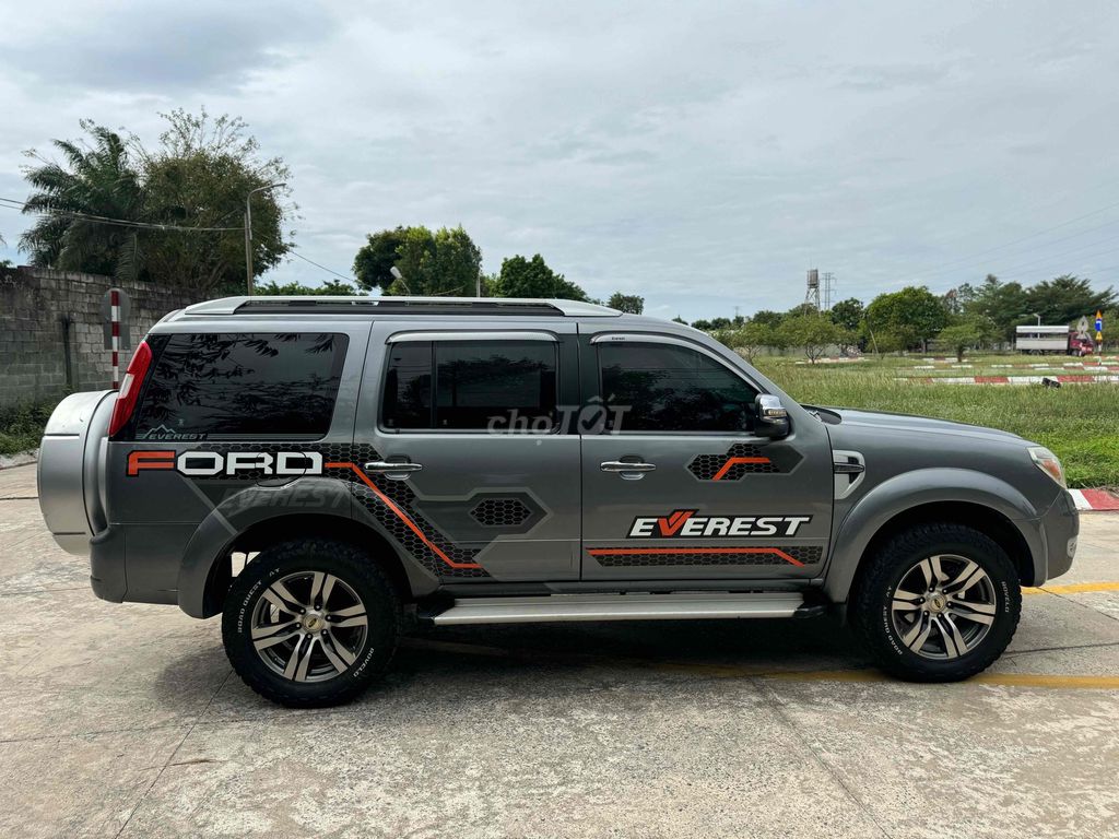 Ford Everest 2010 Xám. Mua bán Ô tô tại Quận Tân Phú Tp Hồ Chí Minh được đăng bởi Thien Hardy hình 7