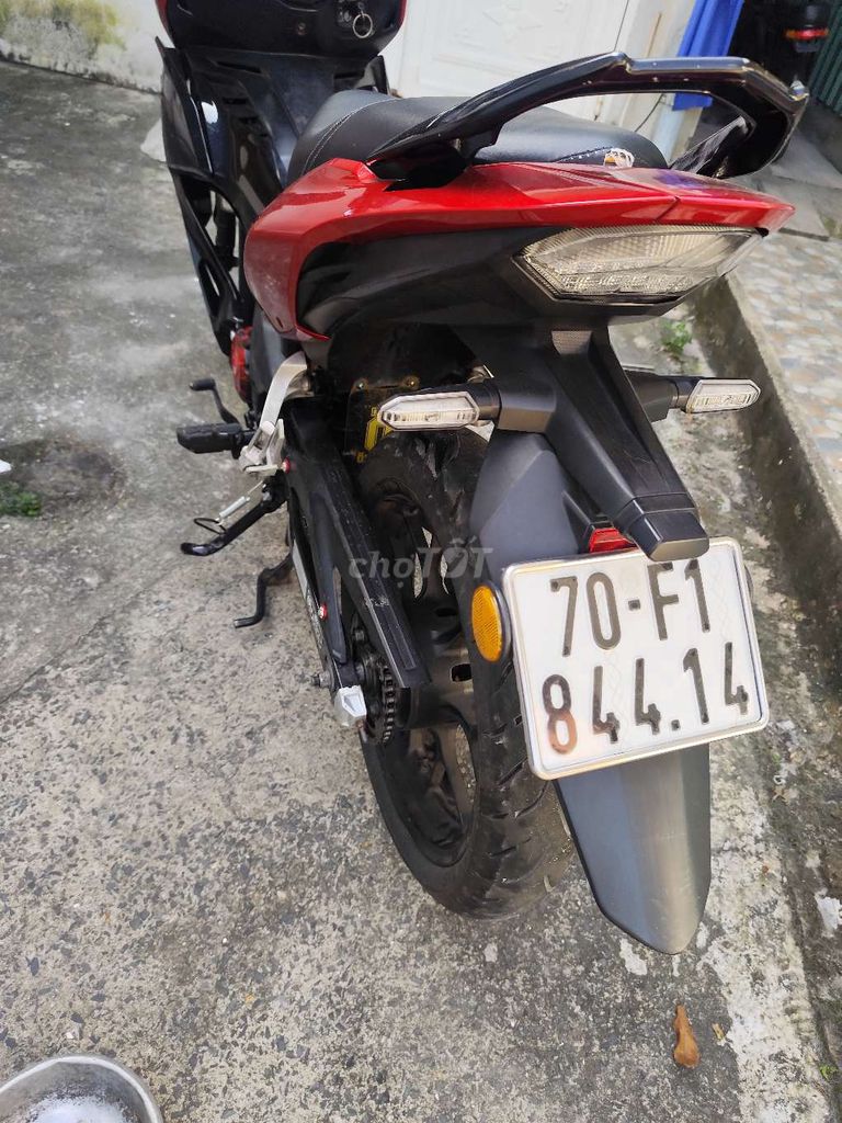Honda Winner X V2 Đỏ Đen. Mua bán Xe máy tại Huyện Hóc Môn Tp Hồ Chí Minh được đăng bởi phong hình 5
