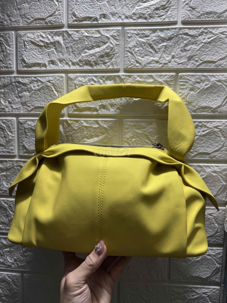 Túi xách Lara Laurén Nữ. Mua bán Túi xách tại Quận 4 Tp Hồ Chí Minh được đăng bởi shop mỹ phẩm nước hoa charme túi giày dép  chính hãng sỉ SL giá tốt  hình 1