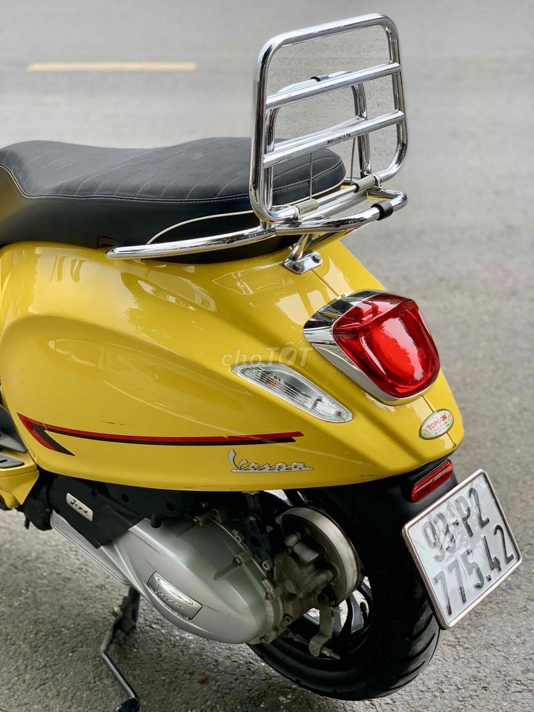 Vespa Sprint vàng 2021 dáng đẹp xe chuẩn chính chủ. Mua bán Xe máy tại Thành phố Thủ Đức Tp Hồ Chí Minh được đăng bởi iMotorbike Khương Phan hình 9