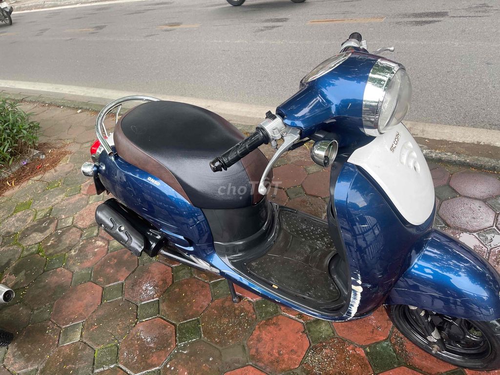 xe dành cho các cháu học sinh. Mua bán Xe máy tại Quận Hoàng Mai Hà Nội được đăng bởi Hoang Tinh hình 2