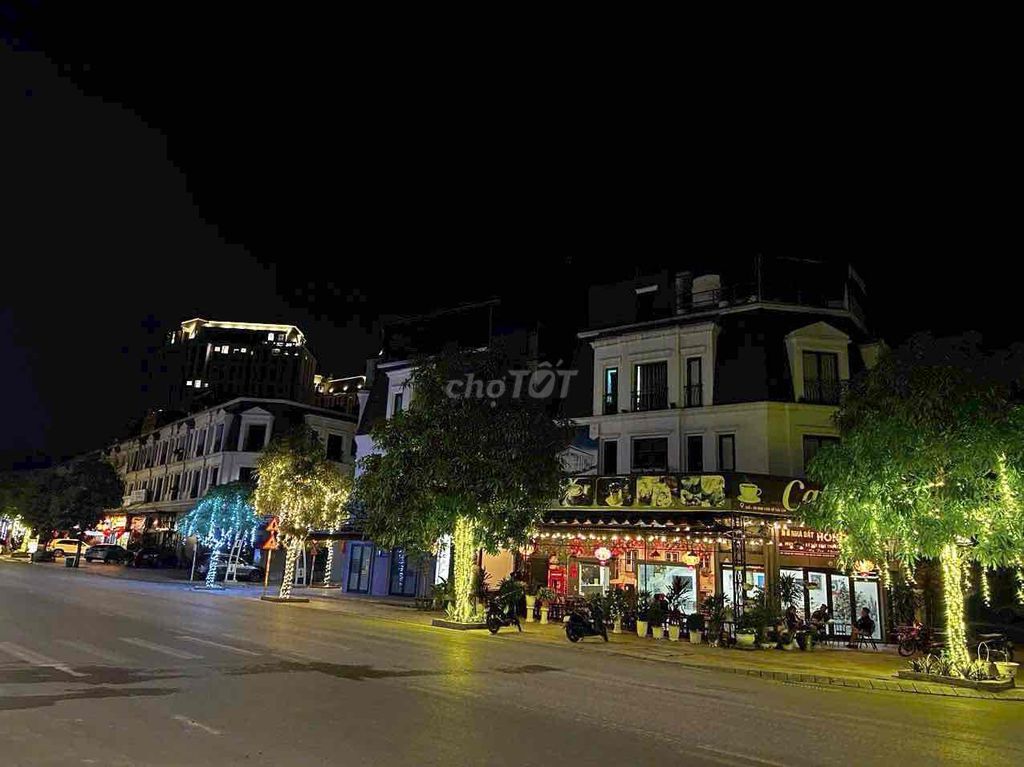 Chính chủ cần bán siêu phẩm LK KĐT Kings Town Hạ Long. Mua bán văn phòng, mặt bằng kinh doanh tại Thành phố Hạ Long Quảng Ninh được đăng bởi Cương hình 3