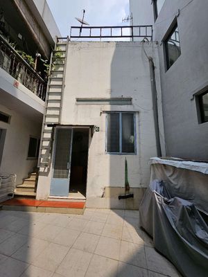 Аренда · 1 комн. · 42 м² · Quận 1, ул. Đường Nguyễn Đình Chiểu