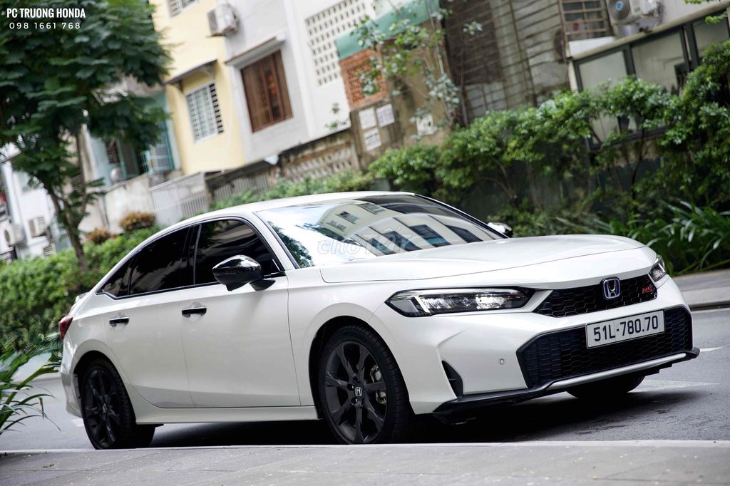 CIVIC RS HEV 2025 LƯỚT NHẤT VN, BẢN XĂNG ĐIỆN. Mua bán Ô tô tại Quận 10 Tp Hồ Chí Minh được đăng bởi PC Trương hình 4
