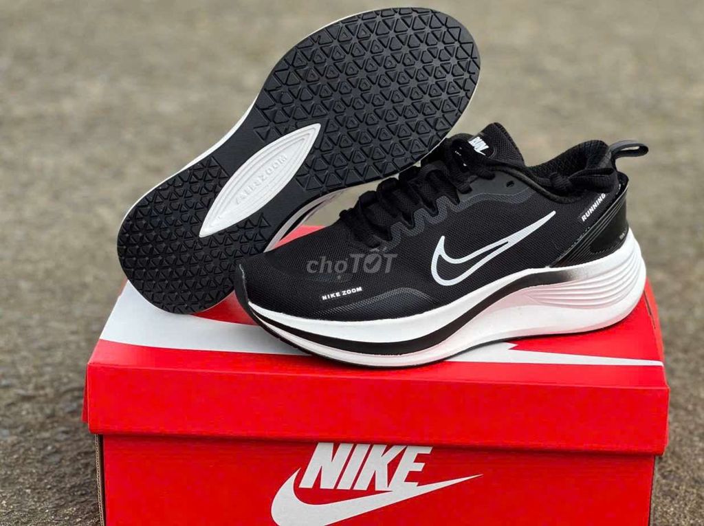 Giày chạy bộ Nike Zoom Run Vomero 19. Mua bán Giày dép tại Quận 12 Tp Hồ Chí Minh được đăng bởi Đức thiện  hình 1