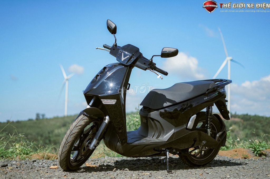 Электроскутер VinFast Theon S 2022 Черный 22000 км