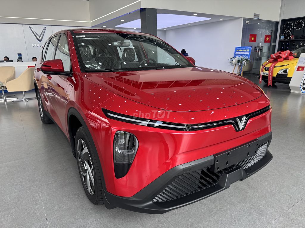 LlMO GREEN, 7 chỗ, có SẴN XE, xuất hoá đơn liền. Mua bán Ô tô tại Quận Bình Tân Tp Hồ Chí Minh được đăng bởi VÕ LONG HẢI VinFast Chevrolet hình 3