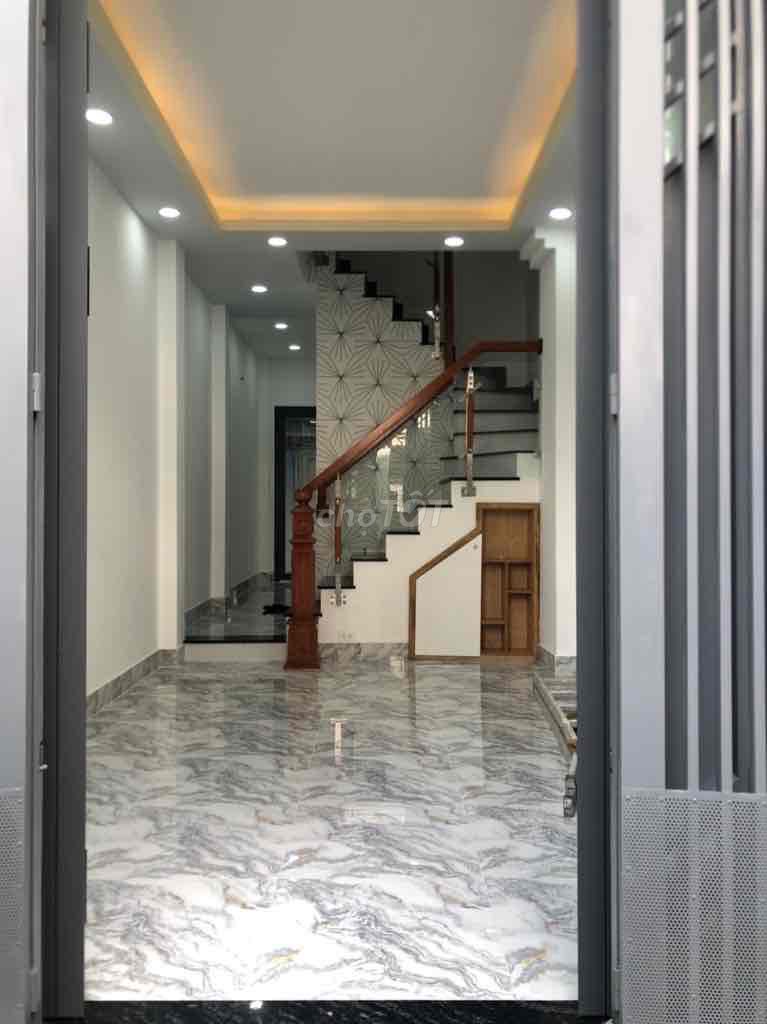 Bán Nhà Khánh Hội Quận 4 - 4 Tầng - 30m2 - 3 Tỷ - Hẻm 4m thông