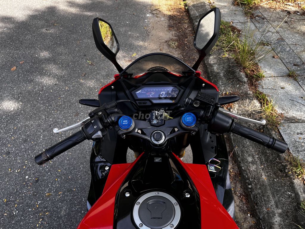 HONDA CBR 150RR - 2023 Chính chủ / Biển 43. Mua bán Xe máy tại Quận Ngũ Hành Sơn Đà Nẵng được đăng bởi Nguyễn Việt Long hình 10