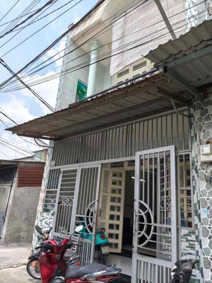 bán nhà Hiệp Thành, ngay Khu Thi Đấu Đa Năng, dt 80m2 - 4.1 tỷ