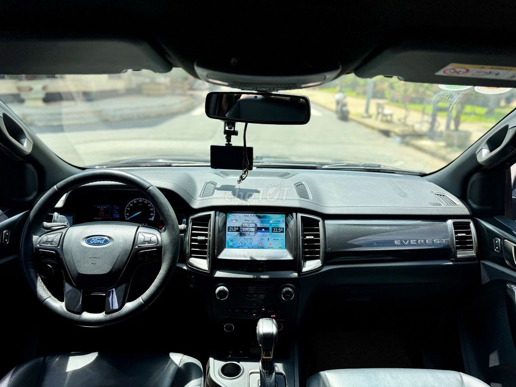 Ford Everest Titanium 2022 - Màu đen - 4vkm. Mua bán Ô tô tại Thành phố Thủ Đức Tp Hồ Chí Minh được đăng bởi OTOCITY hình 10