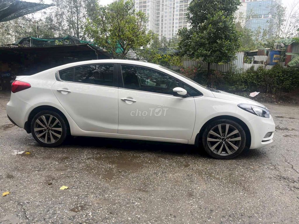 Kia K3 2014 1.6 AT