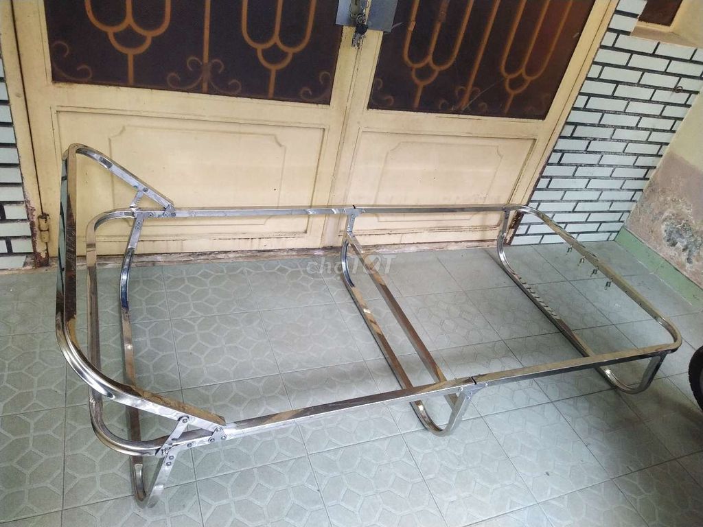 Khung giườngxếp inox304 size 192*90*32cm nặng7,3kg