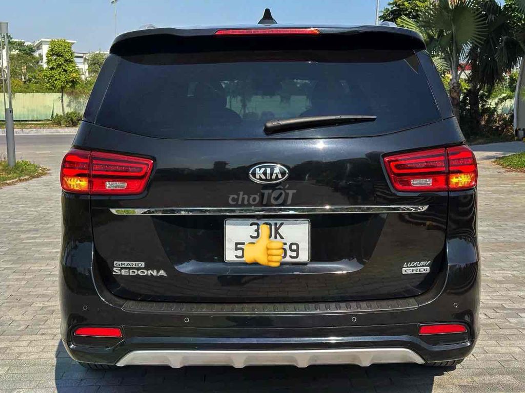 KIA SEDONA LUXURY 2.2D xe 100% Gia Đình. Mua bán Ô tô tại Quận Long Biên Hà Nội được đăng bởi DUONGMINH AUTO  hình 6