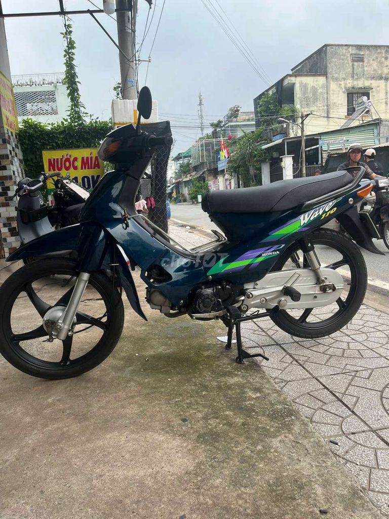 Тайский владелец Honda Wave