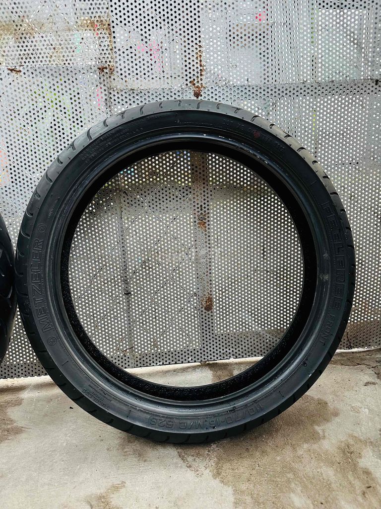 Vỏ Metzeler Sh300i Blauer 2012 lướt. Mua bán Phụ tùng xe tại Huyện Hóc Môn Tp Hồ Chí Minh được đăng bởi Huỳnh Công Thành hình 2