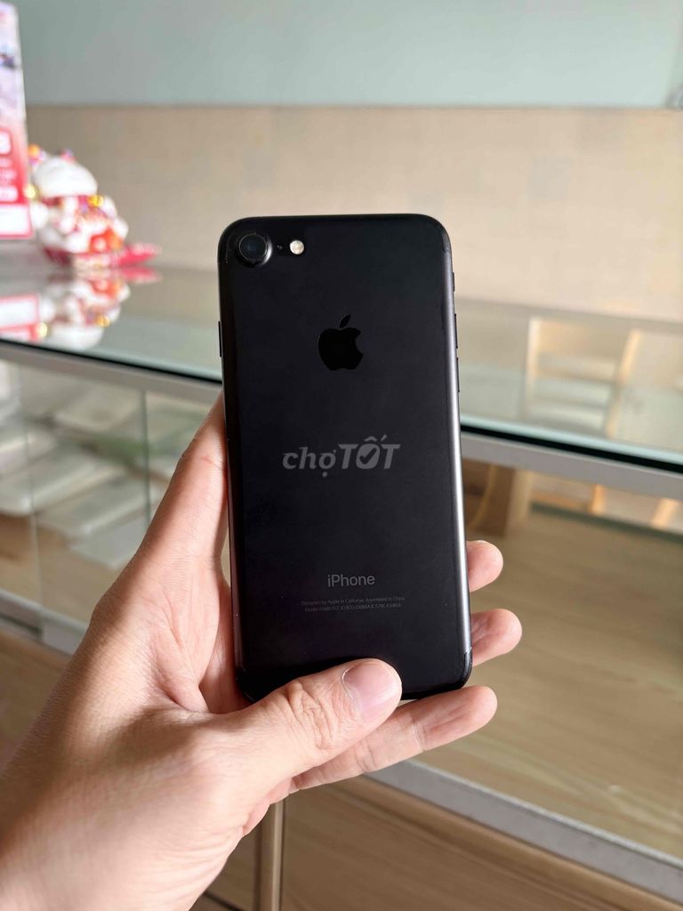 Apple iPhone 7 32GB Đen. Mua bán Điện thoại tại Quận Ninh Kiều Cần Thơ được đăng bởi Điện Thoại Chiến Thắng hình 1