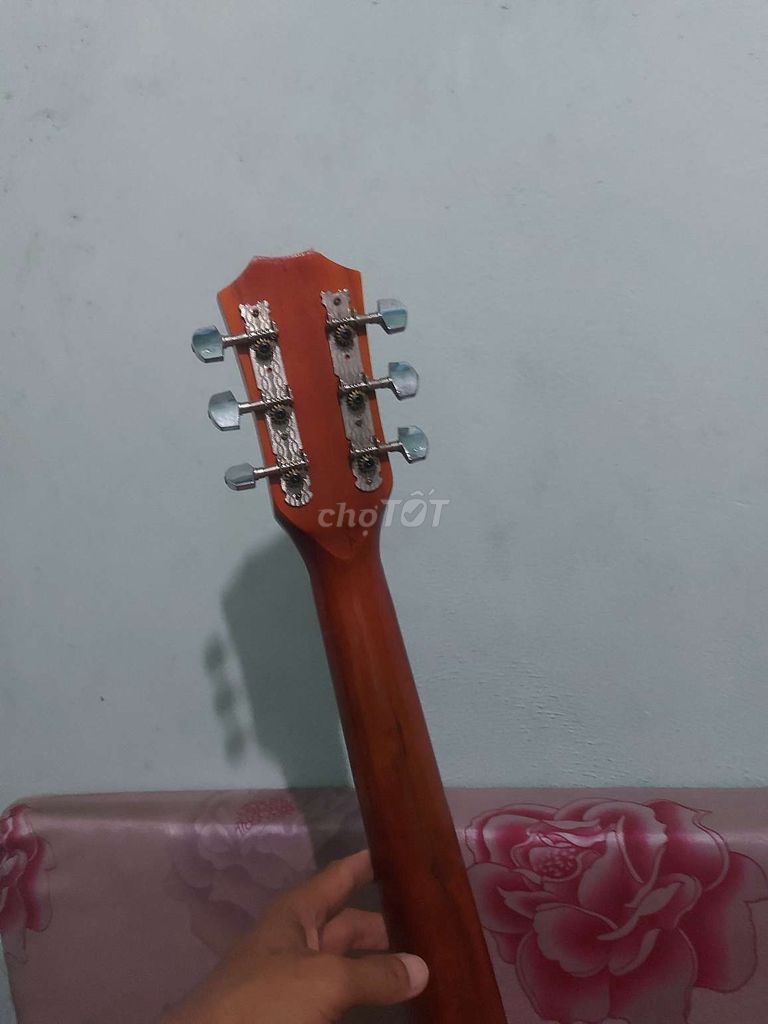 Đàn như mới 800k