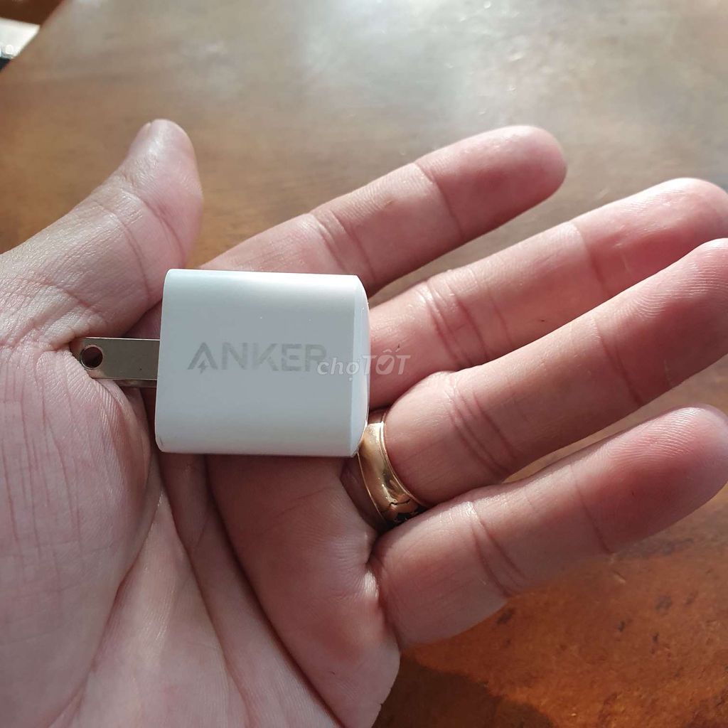 Cóc sạc Anker 20W Nano TGDĐ cho IPhone