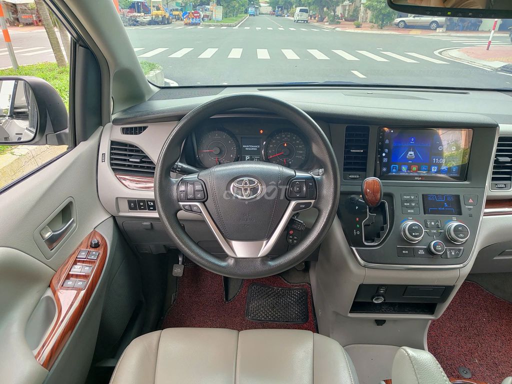 Toyota Sienna 2015 - XE NHẬP MỸ NGUYÊN CHIẾC. Mua bán Ô tô tại Quận 8 Tp Hồ Chí Minh được đăng bởi Sang Bùi hình 13