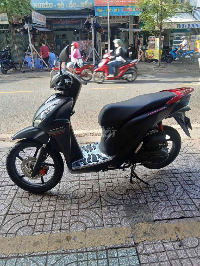Honda Vision Sport 2025 черный 1900 км