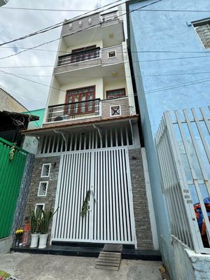 NHÀ ĐẸP (4x18) 3 LẦU NGAY CHUNG CƯ HIM LAM HẬU GIANG Q.6