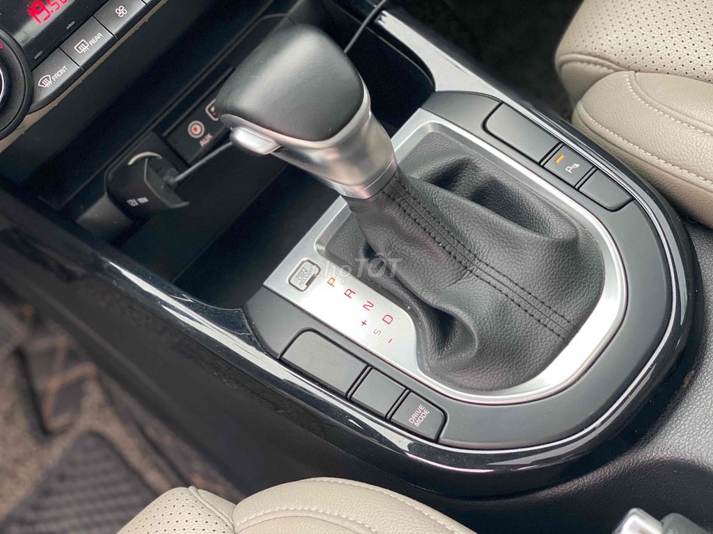 Kia Cerato 2018 1.6 AT Luxury - 73000 km. Mua bán Ô tô tại Quận Thanh Xuân Hà Nội được đăng bởi ĐÀM HÙNG CAR  hình 17