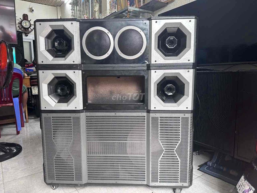 Vỏ thùng loa kéo Đen Đôi 4 tấc. Mua bán Tivi, Âm thanh tại Quận Gò Vấp Tp Hồ Chí Minh được đăng bởi VŨ THẾ QUYỀN hình 1