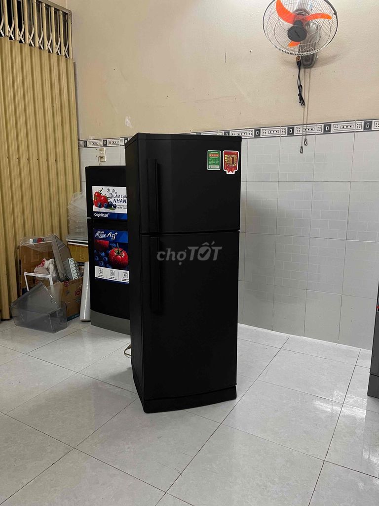Tủ lạnh Sanyo 210L Đen. Mua bán Tủ lạnh tại Quận Bình Tân Tp Hồ Chí Minh được đăng bởi Điện Lạnh Cường Mạnh hình 1