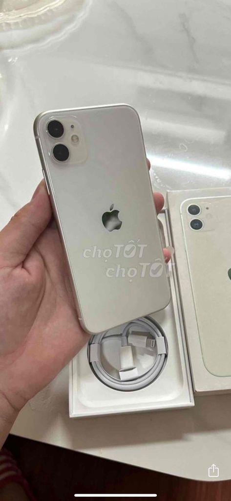 lên đời bán iPhone 11 128gb mã VN/A mua FPT pin 93