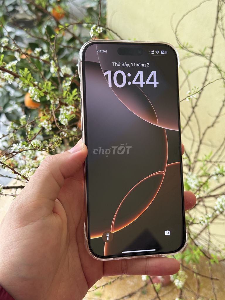 Bán iphone16promax 256 Titan Sa Mạc hàng FPT