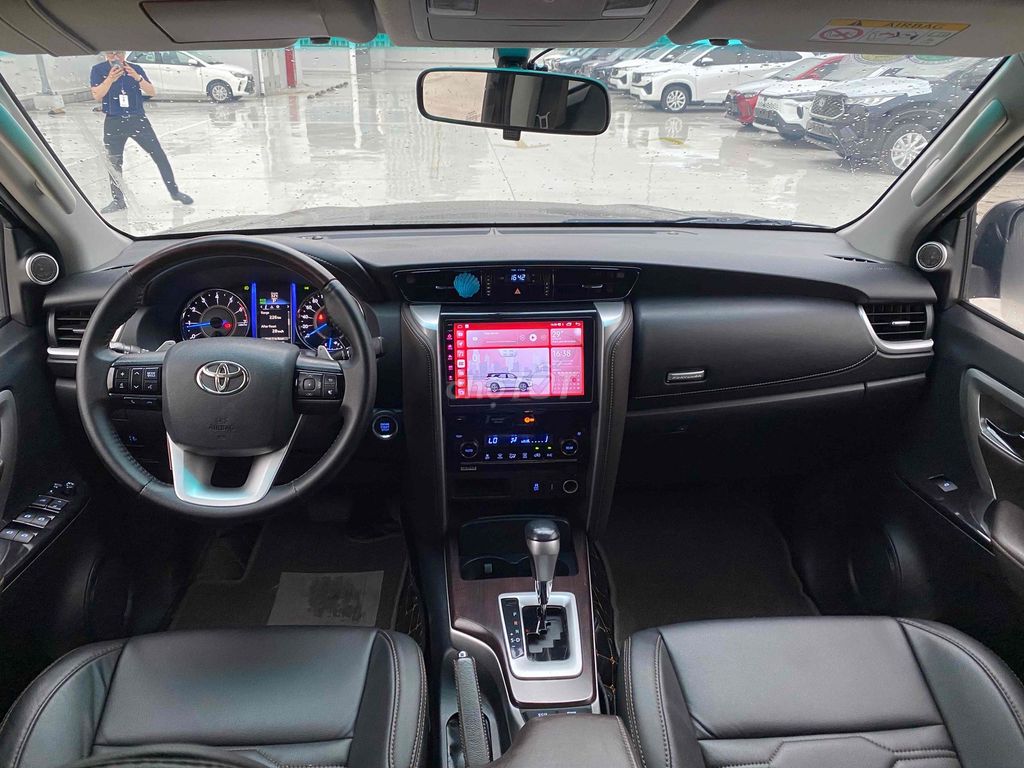 Toyota Fortuner 2017 2.7AT 116.000km. Mua bán Ô tô tại Quận Bình Thạnh Tp Hồ Chí Minh được đăng bởi Toyota Sure hình 15