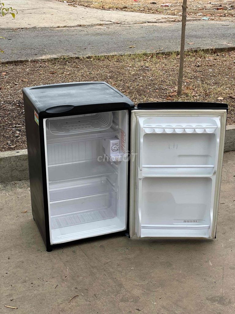 Thanh lý tủ lạnh SANYO/AQUA 90L zin đẹp