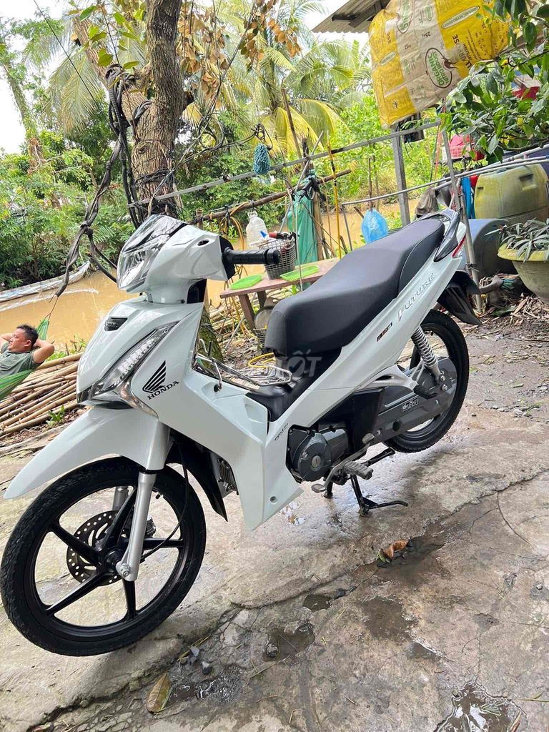 future 125  trắng đời cao. Mua bán Xe máy tại Huyện Lai Vung Đồng Tháp được đăng bởi Hoài Tính hình 4