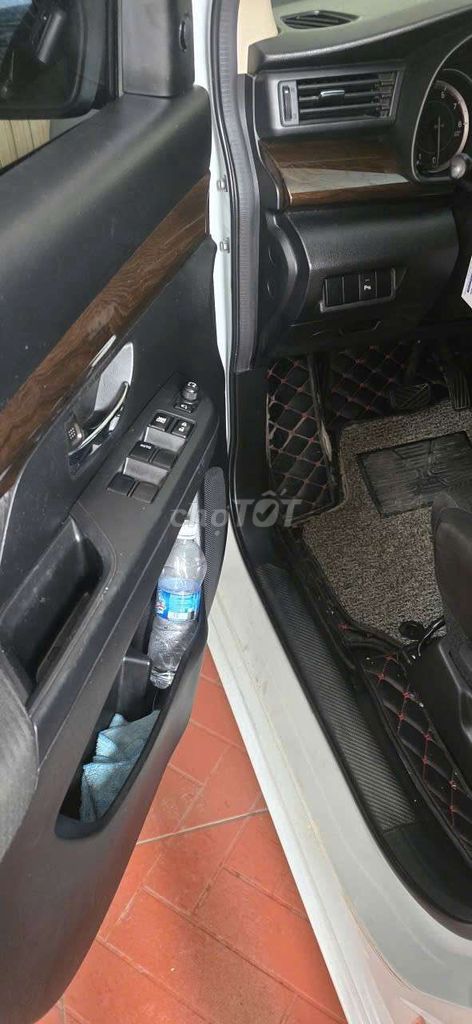 Suzuki Ertiga 7 chỗ Tự động Trắng. Mua bán Ô tô tại Quận Bình Tân Tp Hồ Chí Minh được đăng bởi Thúy Thúy hình 3