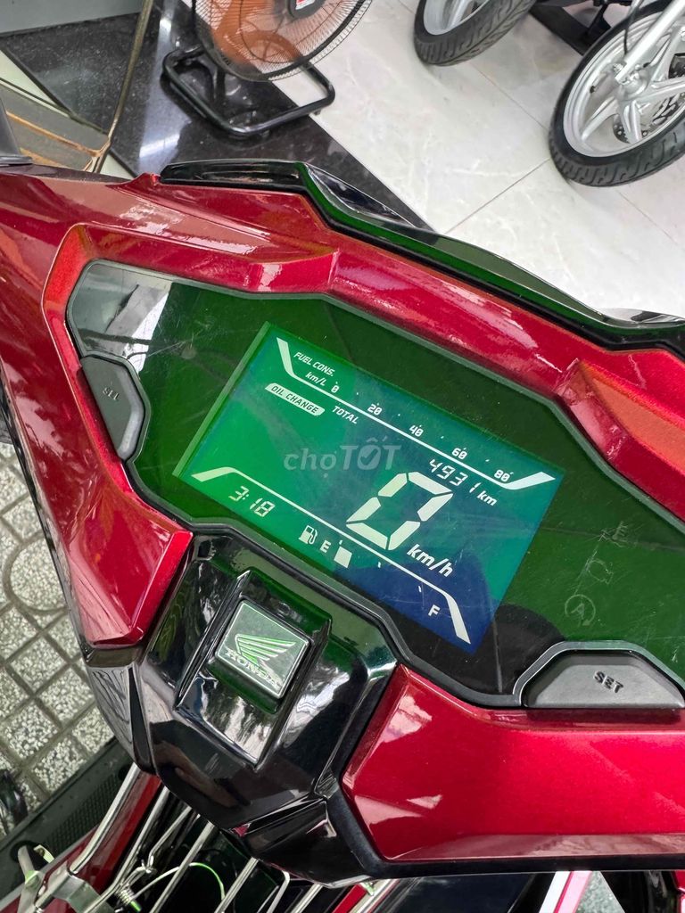 AB 125cc đi 4.999km màu đỏ mới như xe thùng 1. Mua bán Xe máy tại Quận 7 Tp Hồ Chí Minh được đăng bởi AN LÝ  hình 5
