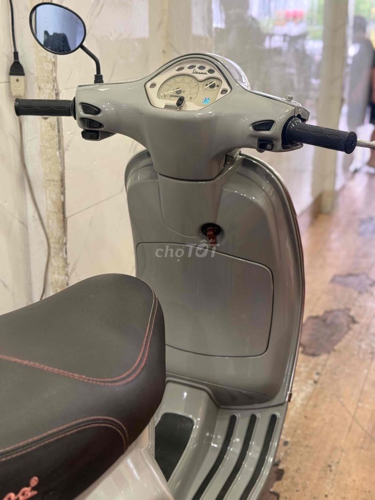 Piaggio Vespa 125ie Phun Xăng Điện Tử 2012 . BSTP. Mua bán Xe máy tại Quận Phú Nhuận Tp Hồ Chí Minh được đăng bởi Ngọc Huy hình 3