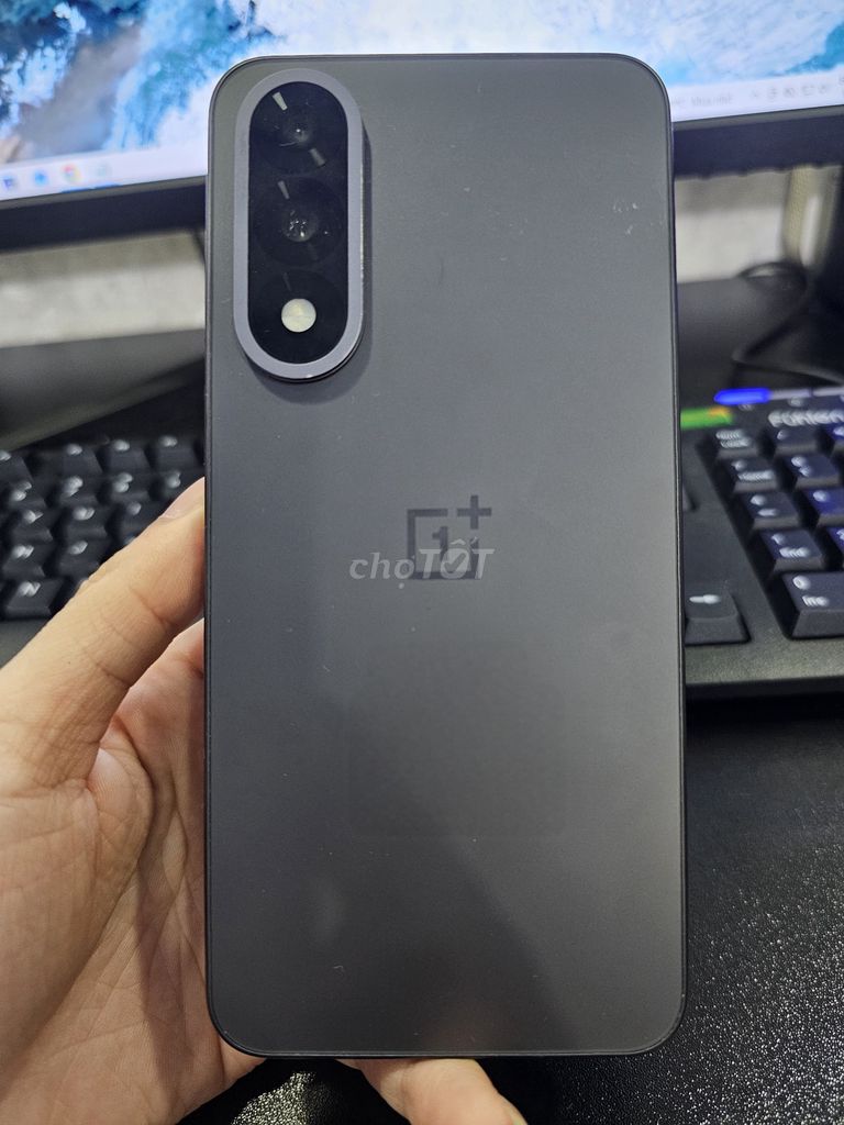 OnePlus Ace 5 ULTRA 12GB/256GB . Mua bán Điện thoại tại Quận Gò Vấp Tp Hồ Chí Minh được đăng bởi Android Gò Vấp hình 1