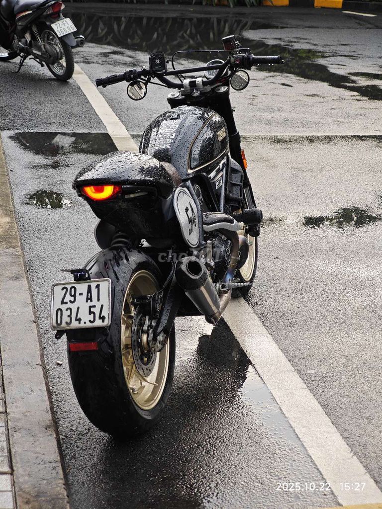 Ducati cafe racer chưa từng ra khỏi thành phố. Mua bán Xe máy tại Thành phố Thủ Đức Tp Hồ Chí Minh được đăng bởi Tonkin hình 3